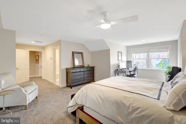 $2,550,000 | 9115 Tetterton Avenue, Vienna, VA 22182