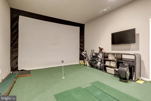 $2,550,000 | 9115 Tetterton Avenue, Vienna, VA 22182