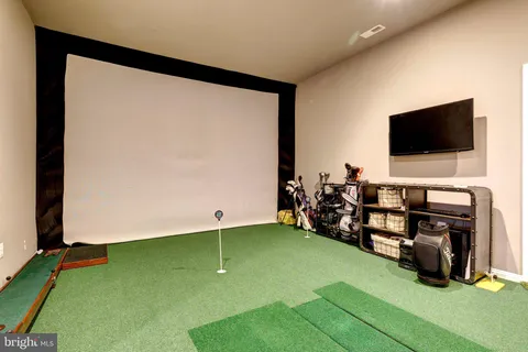 $2,550,000 | 9115 Tetterton Avenue, Vienna, VA 22182