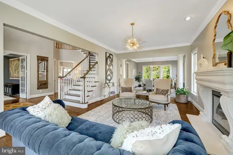 $2,550,000 | 9115 Tetterton Avenue, Vienna, VA 22182