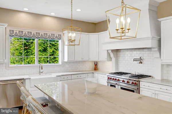 $2,550,000 | 9115 Tetterton Avenue, Vienna, VA 22182