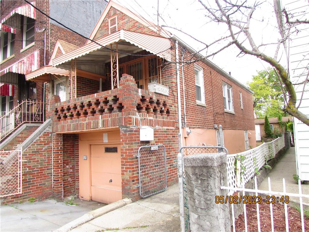 2806 Sexton Place Bronx, NY 10469 - Photo 2 of 18 a front view of a building with a street