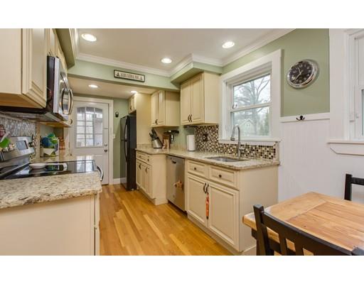 13 Colburn Road Reading, MA 01867 - Photo 12 of 29 Gallery Image 12