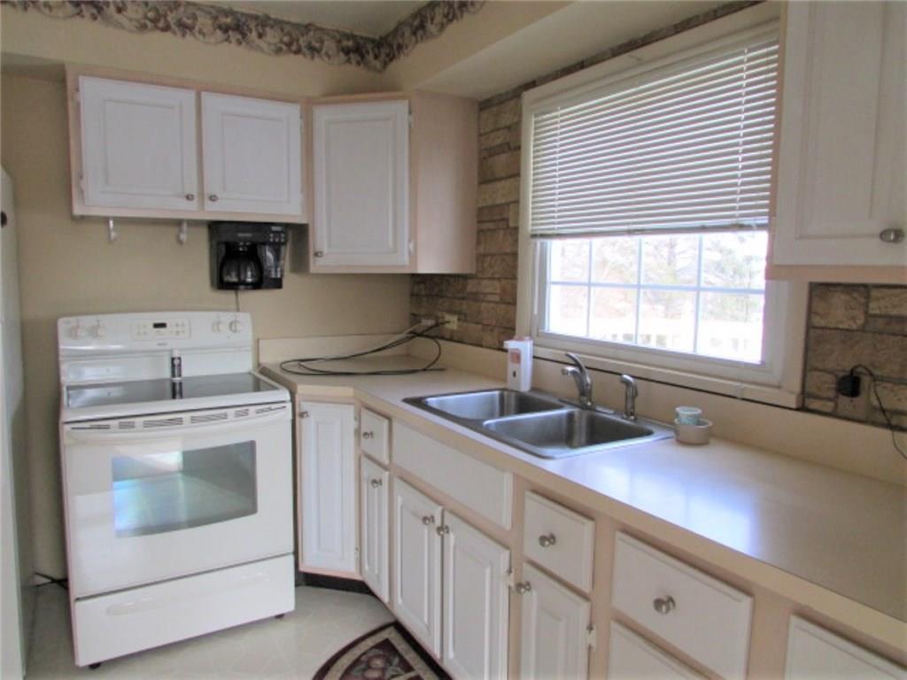 3338 Derr Road Springfield, OH 45503 - Photo 11 of 32
