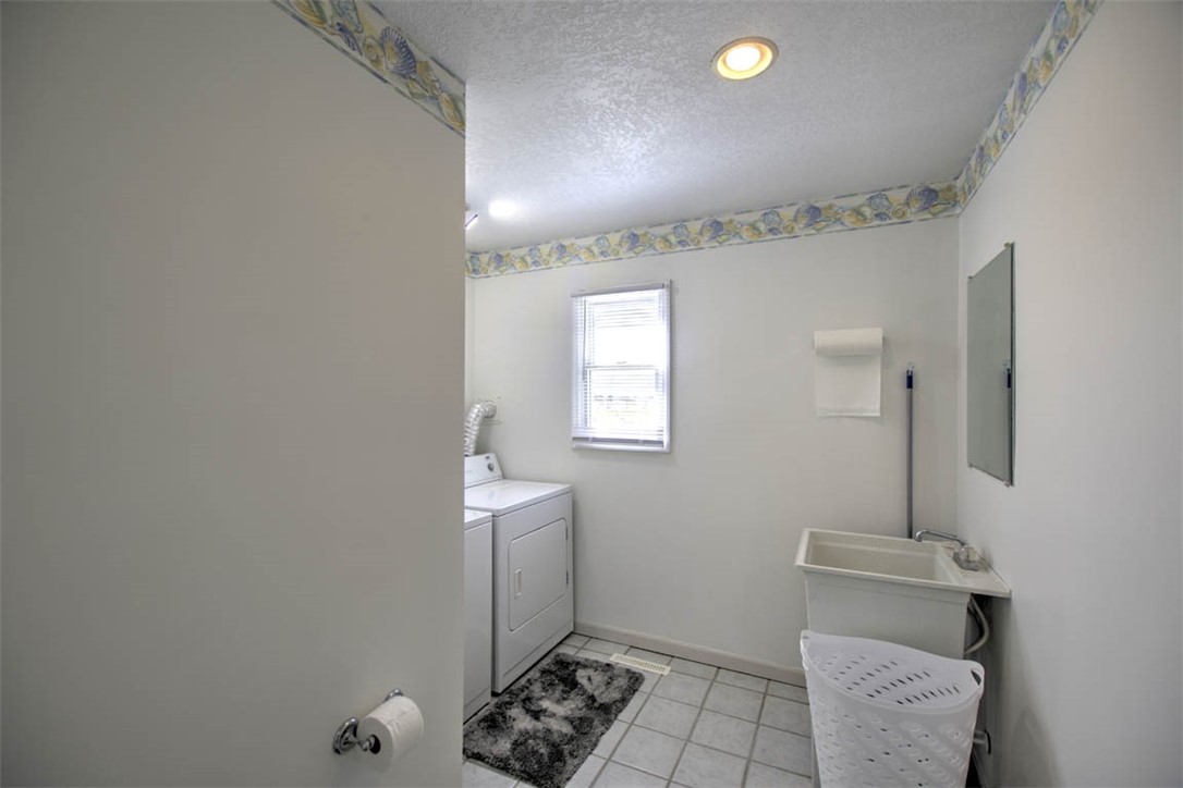 3198 Kathy Court Decatur, IL 62521 - Photo 24 of 40