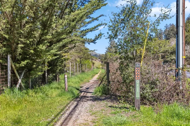 $929,000 | 19 Sage Lane, Forest Knolls, CA 94933