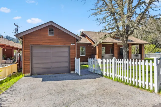 $929,000 | 19 Sage Lane, Forest Knolls, CA 94933