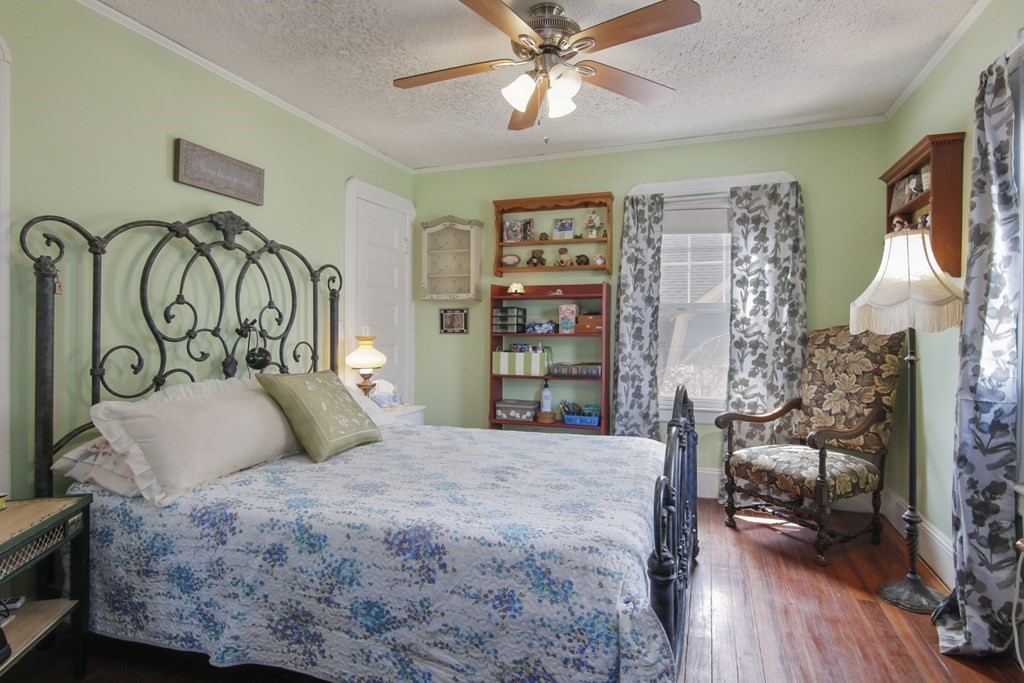 16 Riverview Street Springfield, MA 01108 - Photo 14 of 30 Gallery Image 14