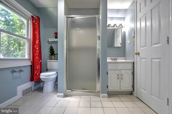 $4,500 | 8016 Old Georgetown Road, Bethesda, MD 20814