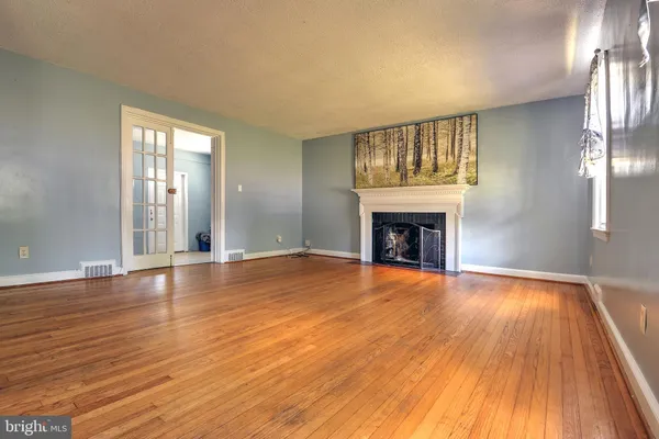 $4,500 | 8016 Old Georgetown Road, Bethesda, MD 20814