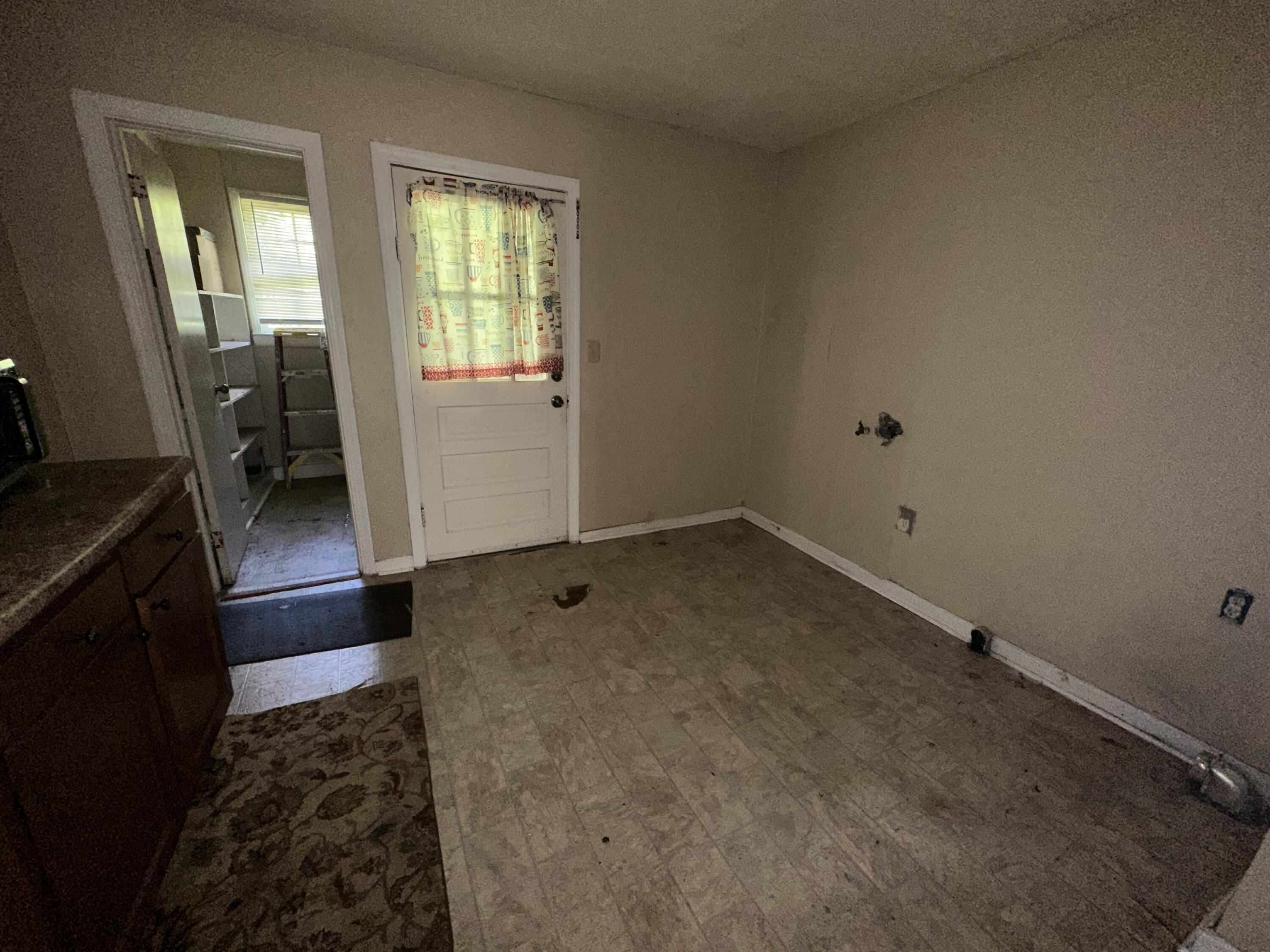 2905 Wheeler Road Augusta, GA 30909 - Photo 6 of 21 IMG_3226
