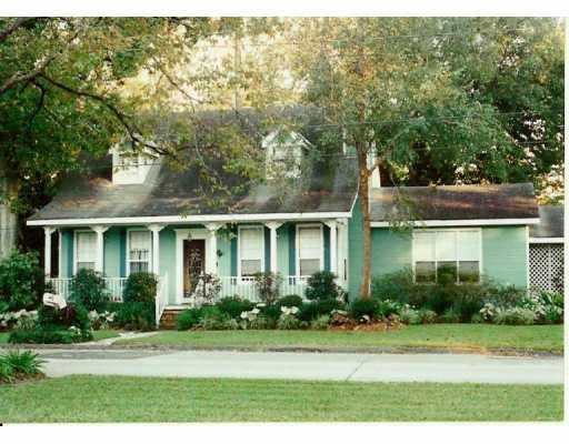 259 Citrus Road River Ridge, LA 70123 - Photo 1 of 5