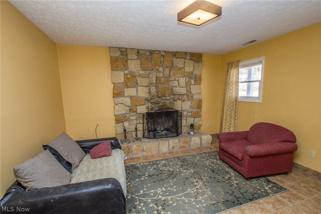 1580 Morris Road Kent, OH 44240 - Photo 18 of 29 Gallery Image 18