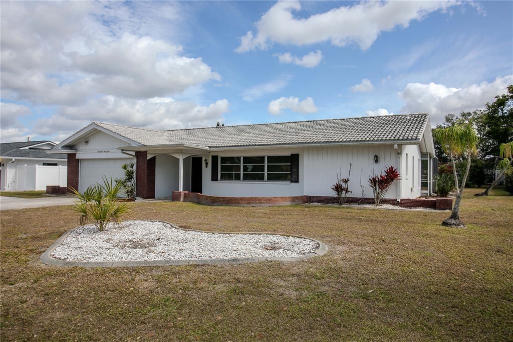 2123 South Beneva Road Sarasota, FL 34232 - Photo 2 of 65