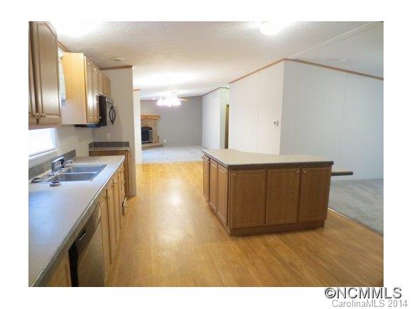 129 Allendale Hills Road Franklin, NC 28734 - Photo 5 of 13 Gallery Image 5
