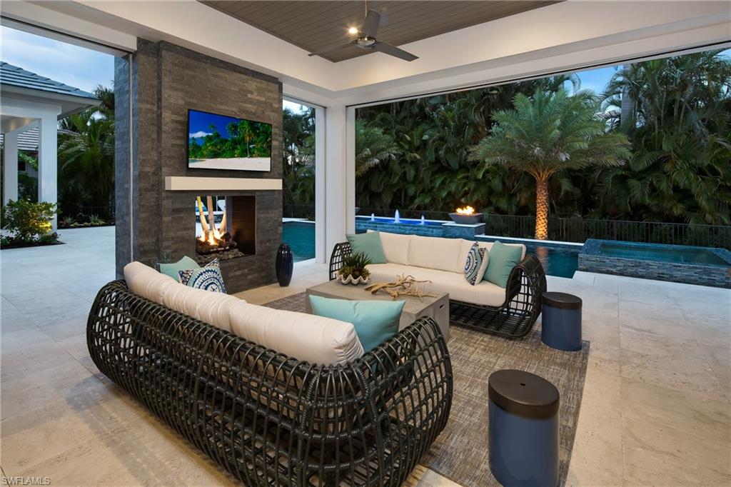 3050 Crayton Road Naples, FL 34103 - Photo 12 of 15 Gallery Image 12