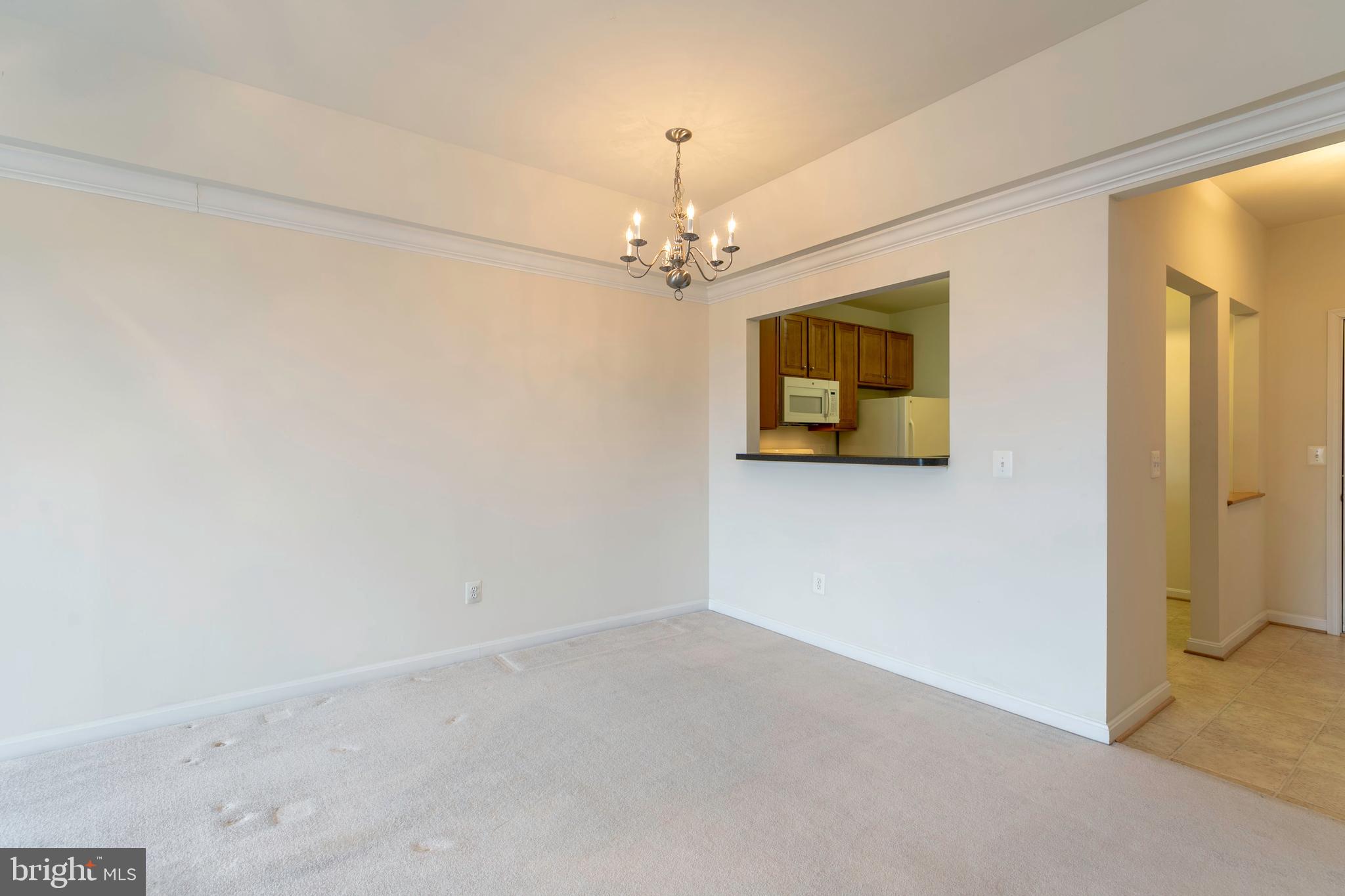 8600 Roaming Ridge Way, Unit 304 Odenton, MD 21113 - Photo 17 of 46 Dining Room