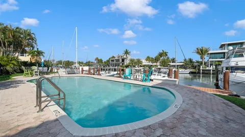 $459,000 | 1501 Southeast 15th Street, Unit 32, Fort Lauderdale, FL 33316