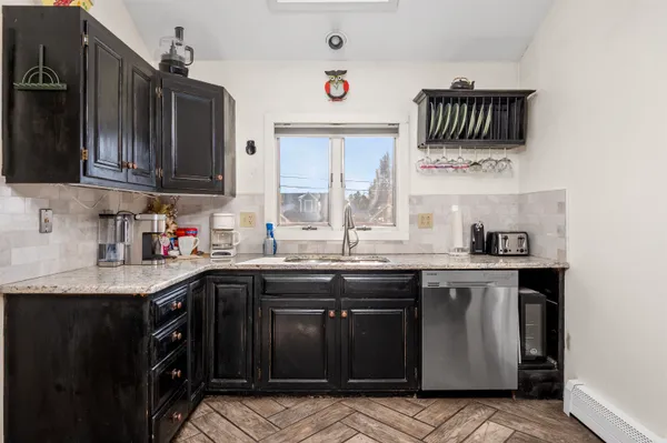 $775,000 | 4 Cummings Cove Road, Meredith, NH 03253