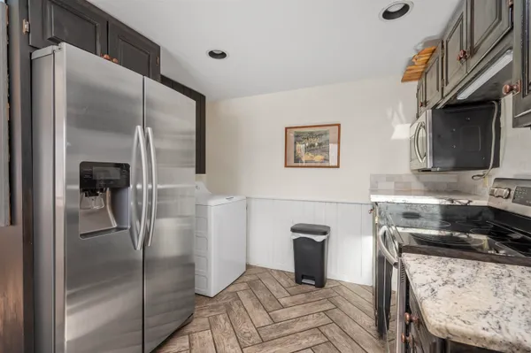 $775,000 | 4 Cummings Cove Road, Meredith, NH 03253