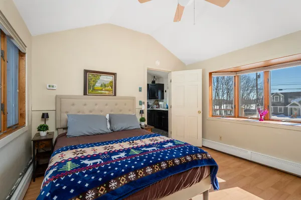 $775,000 | 4 Cummings Cove Road, Meredith, NH 03253