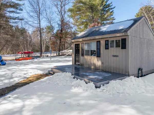 $775,000 | 4 Cummings Cove Road, Meredith, NH 03253