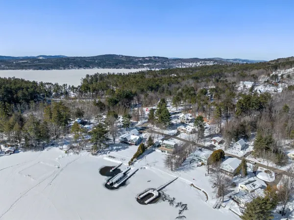 $775,000 | 4 Cummings Cove Road, Meredith, NH 03253