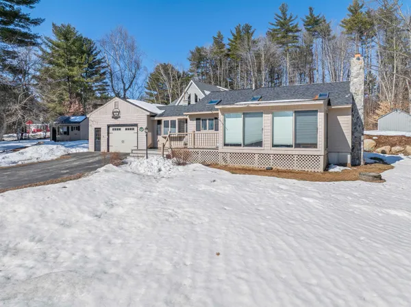 $775,000 | 4 Cummings Cove Road, Meredith, NH 03253