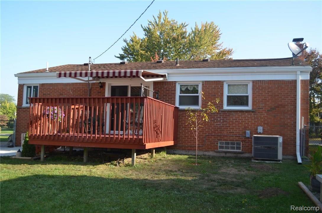 964 Juneau Road Ypsilanti, MI 48198 - Photo 32 of 39 31.JPG