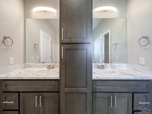 $1,750 | 5180 Burlington Avenue, Pensacola, FL 32505