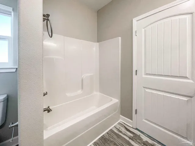 $1,750 | 5180 Burlington Avenue, Pensacola, FL 32505