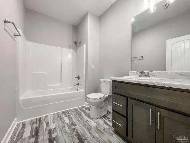 $1,750 | 5180 Burlington Avenue, Pensacola, FL 32505