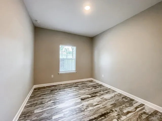 $1,750 | 5180 Burlington Avenue, Pensacola, FL 32505