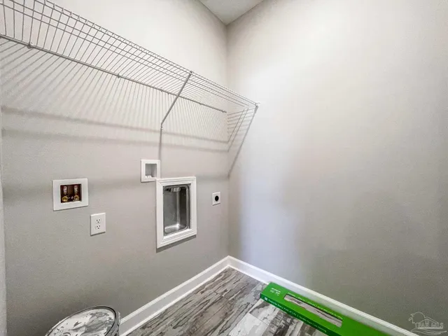 $1,750 | 5180 Burlington Avenue, Pensacola, FL 32505