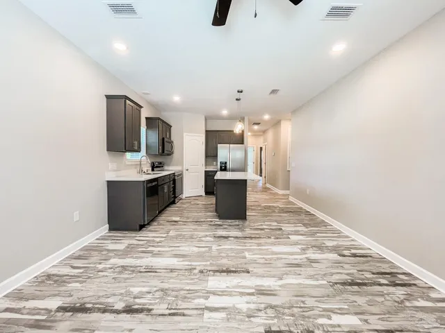 $1,750 | 5180 Burlington Avenue, Pensacola, FL 32505