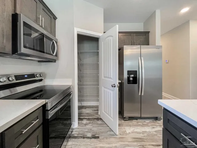 $1,750 | 5180 Burlington Avenue, Pensacola, FL 32505