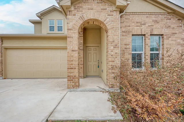 $2,200 | 5917 Toscana Trace, Round Rock, TX 78665