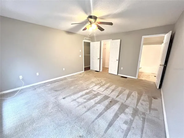$2,000 | 4679 Ashburn Square Drive, Tampa, FL 33610