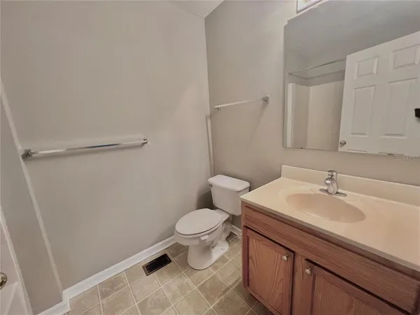 $2,000 | 4679 Ashburn Square Drive, Tampa, FL 33610