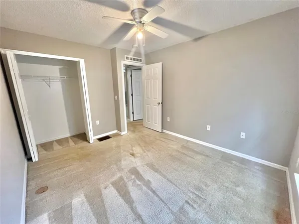 $2,000 | 4679 Ashburn Square Drive, Tampa, FL 33610