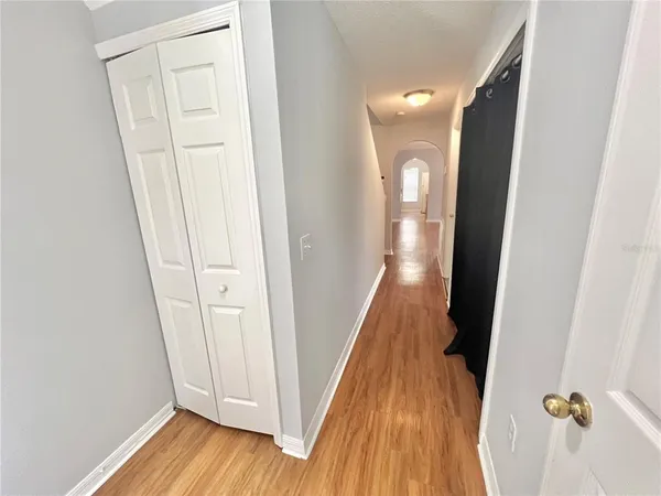 $2,000 | 4679 Ashburn Square Drive, Tampa, FL 33610