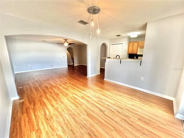 $2,000 | 4679 Ashburn Square Drive, Tampa, FL 33610