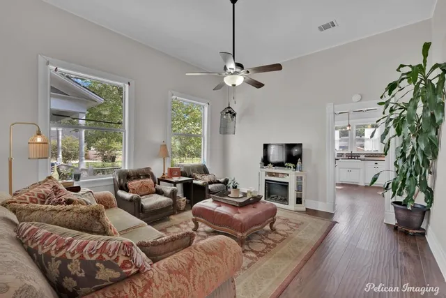 $269,999 | 413 East Palmetto Avenue, Plain Dealing, LA 71064