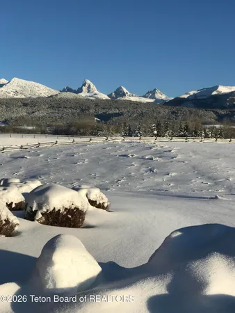 $550,000 | 1970 Snow Crest Ranch Drive, Driggs, ID 83422