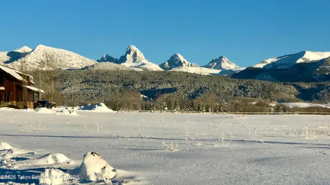 $550,000 | 1970 Snow Crest Ranch Drive, Driggs, ID 83422