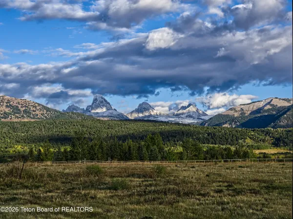 $550,000 | 1970 Snow Crest Ranch Drive, Driggs, ID 83422