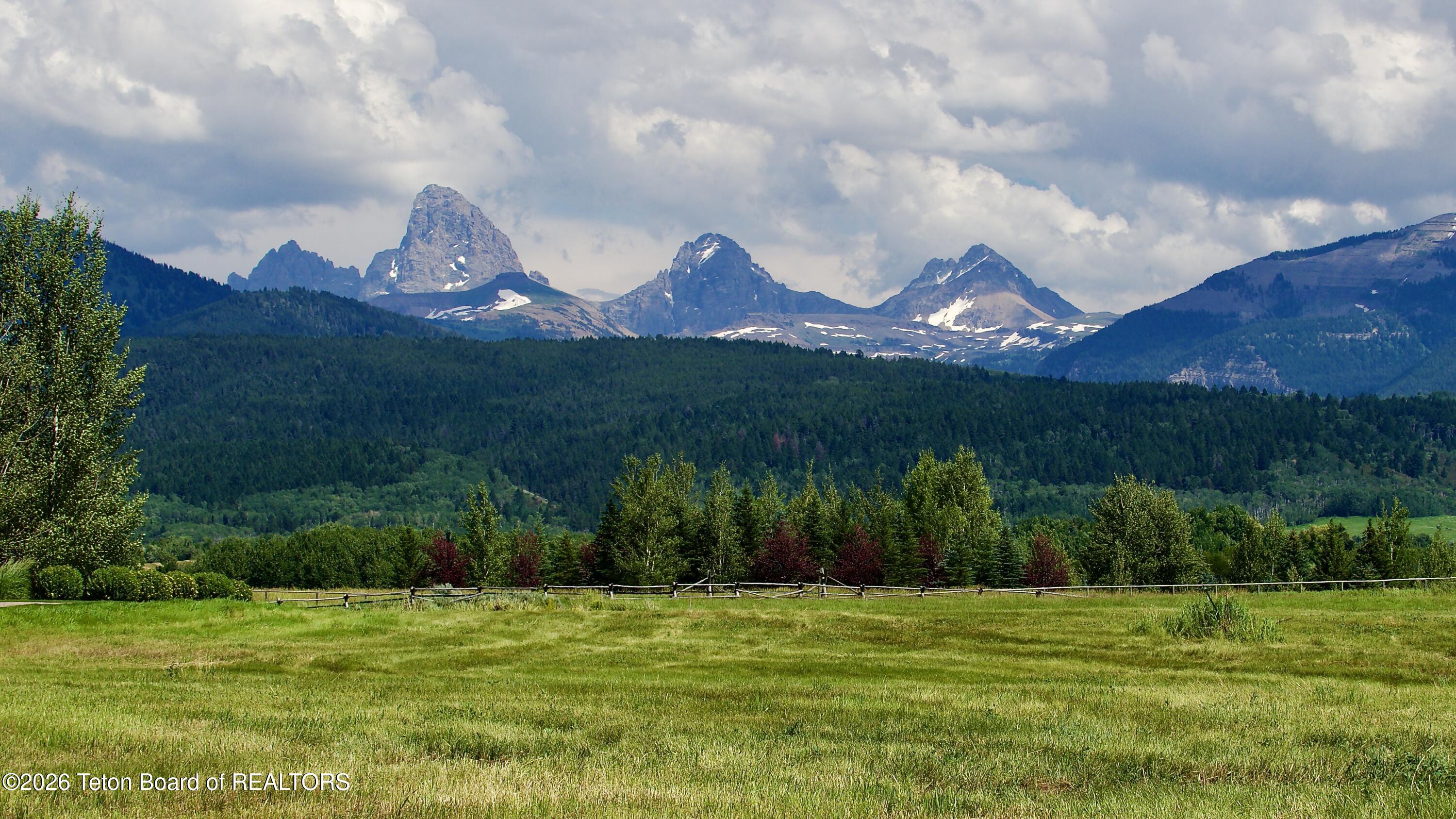 1970 Snow Crest Ranch Drive Driggs, ID 83422 - Photo 5 of 15 P7170073