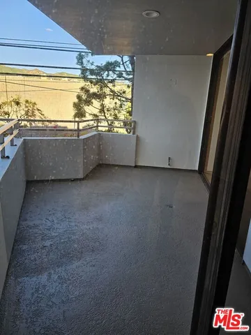 $4,750 | 15480 Antioch Street, Unit 103A, Pacific Palisades, CA 90272