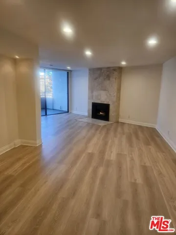 $4,750 | 15480 Antioch Street, Unit 103A, Pacific Palisades, CA 90272