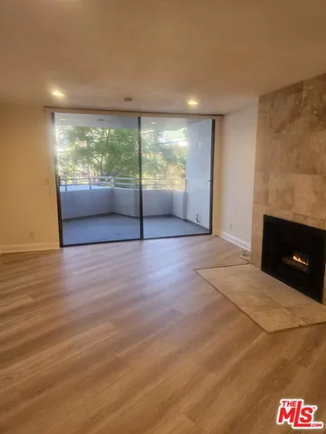 $4,750 | 15480 Antioch Street, Unit 103A, Pacific Palisades, CA 90272